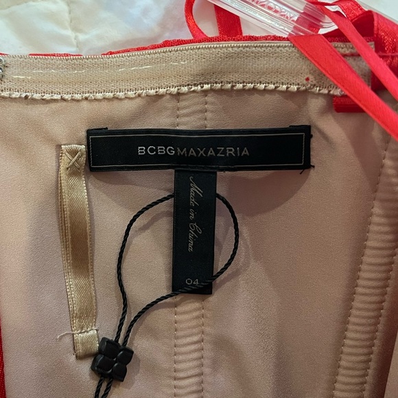BCBGMAXAZRIA strapless red cocktail dress with tulle overlay size 4 - Picture 5 of 5